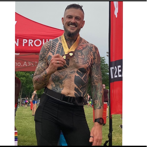 Meet your Posher, Brent - Picture 5 of 16